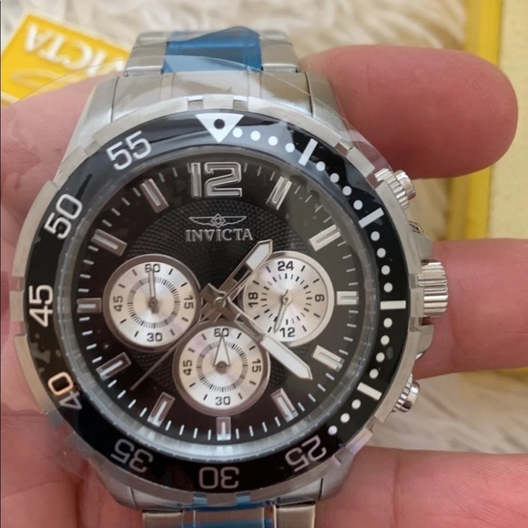 (NWT) Invicta Men’s Pro Diver Chronograph Watch - Picture 8 of 8